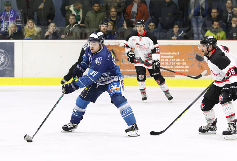 Sven Schlicht steuerte drei Tore zum berzeugenden EHC-Heimsieg bei. Foto: Verein