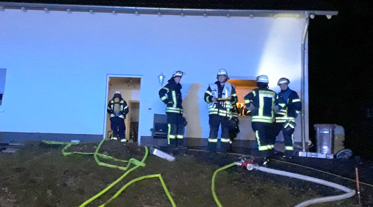 Ein Groteil der rund 40 Frittierfett war in Brand geraten Einsatzkrfte konnte schnell wieder abrcken. (Foto: Verbandsgemeindefeuerwehr Daaden-Herdorf)