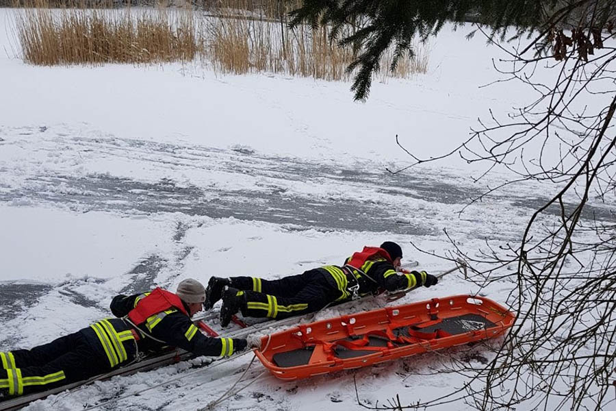 Feuerwehr Krmmel-Sessenhausen on Ice