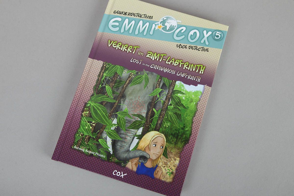 Buchtipp: "Gewrzdetektivin Emmi Cox verirrt im Zimt-Labyrinth" von Solveig Ariane Prusko