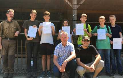 Die Jugendlichen erhielten ihre Urkunden als Unesco-Weltkulturerbe-Experten. Fotos: Schule