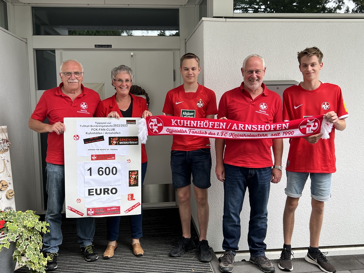Die Liebe zum FCK verbindet der Fanclub bereits seit Jahren mit einer Spendenaktion, die schon mehrmals dem Hospiz St. Thomas zugutegekommen ist. (Foto: DGKK/Stefan Mattes)