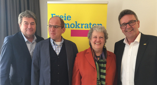 Bewerben sich fr die Kreis-FDP um Mandate im Altenkirchener Kreistag: (von links) Udo Piske, Thomas Klschbach, Susanne Heun und Christof Lautwein. (Foto: FDP) 