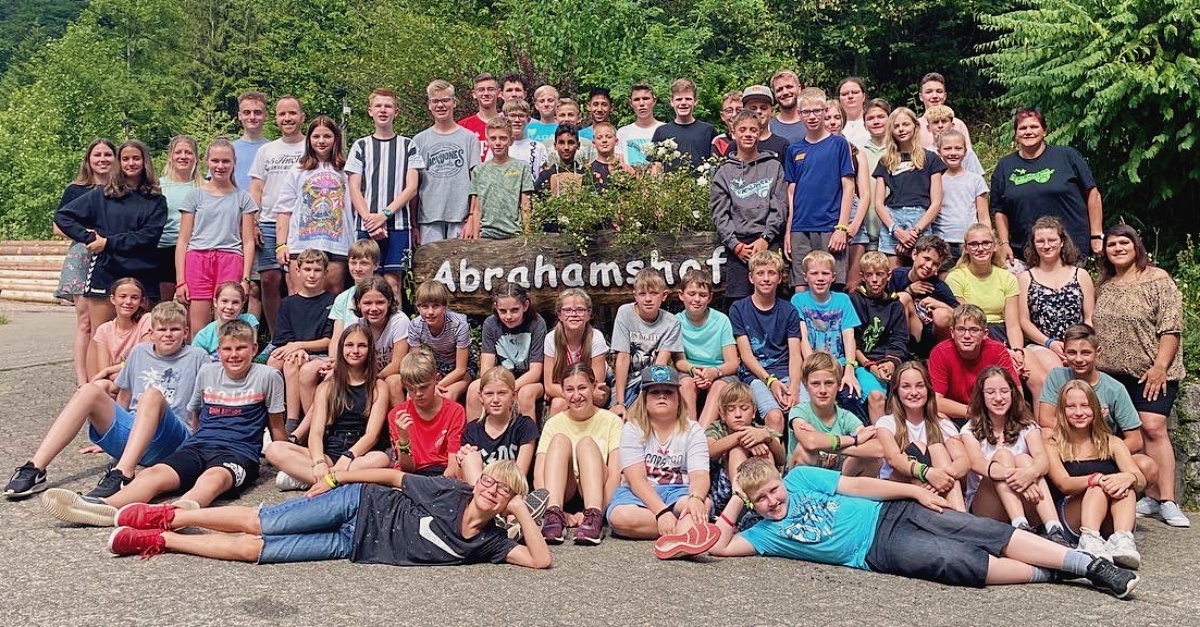 Katholische Jugend Birken-Honigsessen fuhr frs Ferienlager in den Schwarzwald