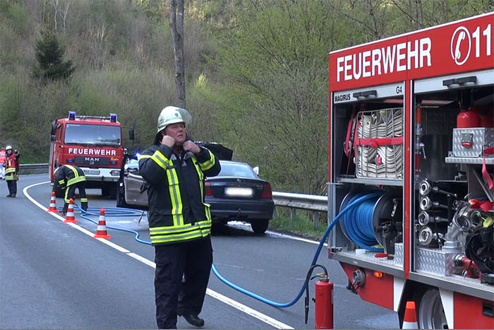 Feuerwehr Kleinmaischeid im Einsatz bei einem Fahrzeugbrand. Archivfoto: Wolfgang Tischler