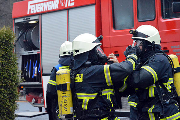 Brand eines Komposthaufens in Hachenburg - Tter gesucht