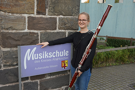 Marn Mehnert ist neu im Pdagogen-Team der Kreismusikschule und bietet ab sofort Unterricht im Fach Fagott an. Sie ist selbst eine ausgezeichnete Fagottistin und leitet auch eine Vielzahl von Kursen fr Kinder im Vorschulalter. Interessenten knnen sich bei der Kreismusikschule melden. Foto: Kreisverwaltung Altenkirchen