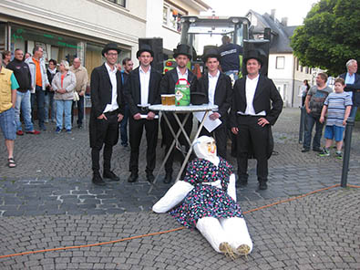 Die Kirmesjugend hielt Gericht. Fotos: Festgemeinschaft 