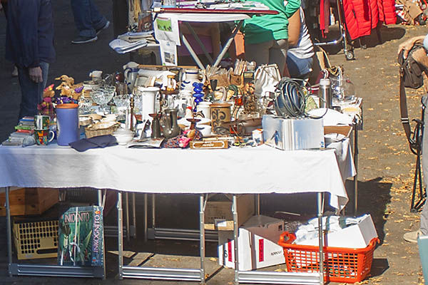 Garagenflohmarkt in Melsbach