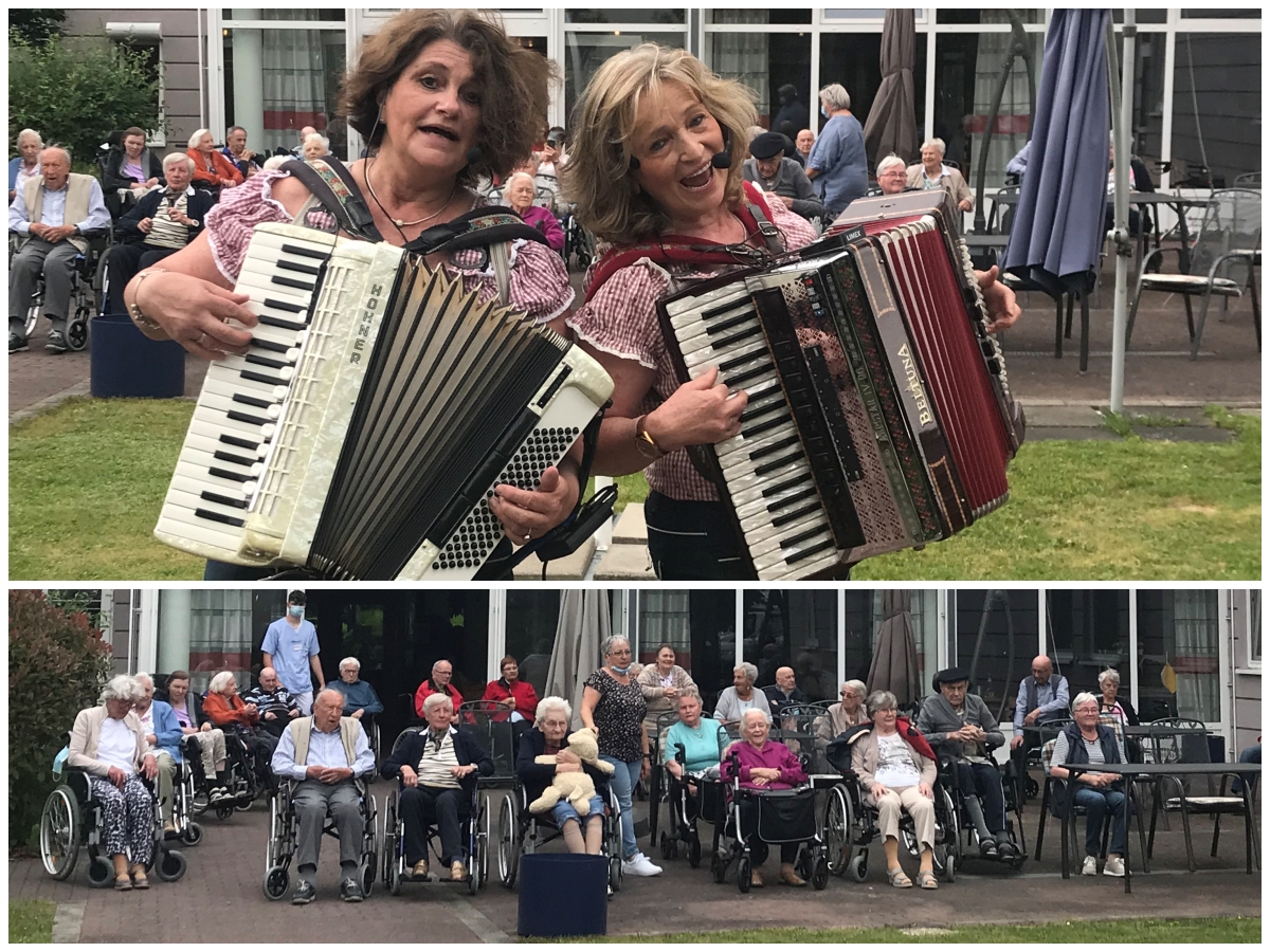 Ute Basar (links) und Doris Krenzer schenkten den Bewohnern des Seniorenheims musikalische Lebensfreude. (Fotos: Frderverein) 