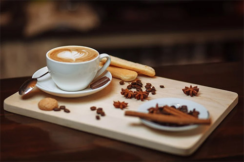 Kaffee kochen wie ein echter Barista. Foto Quelle: pixabay.com / <a href=https://pixabay.com/de/users/grafmex-7212763/ target=_blank rel=nofollow>grafmex</a>