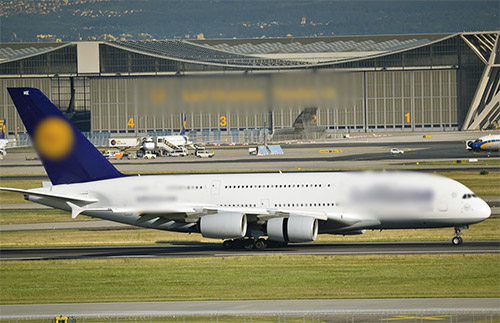 Der deutsche Flugverkehr hat sein wichtigstes Drehkreuz in Frankfurt am Main. Hier kommen die meisten Businessflge tglich an und auch viele internationale Flugverbindungen laufen ber den Frankfurter Flughafen. Im vergangenen Jahr stiegen die Flge nach einem vorangegangenen Einbruch wieder um satte 21 Prozent an. Insgesamt verzeichnete der Flughafen 59,4 Millionen Passagiere im Jahr 2023. Foto Quelle: pixabay.com / <a href=https://pixabay.com/de/users/mr_worker-4277403/ target=_blank rel=nofollow>mr_worker</a>