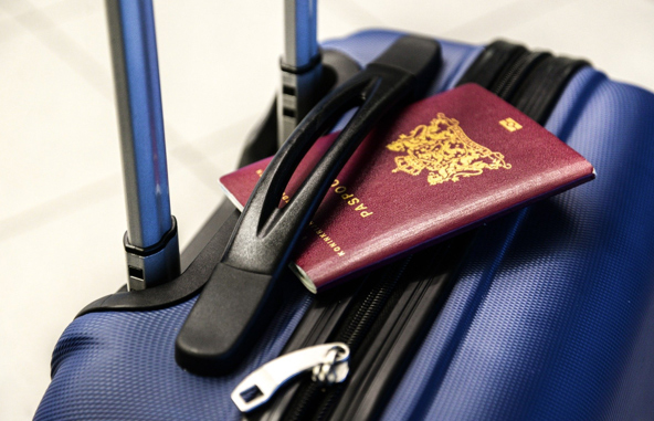 Ist der Reisepass ausreichend lange gültig? Das ist rechtzeitig vor dem Urlaub zu klären. pixabay.com © Skitterphoto (CCO Creative Commons)