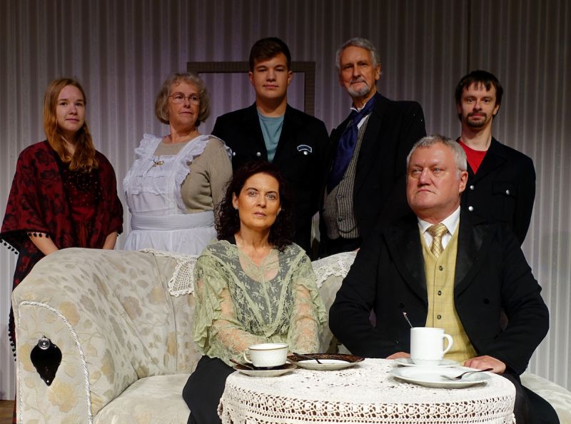 V.l. Maren Schaar, Renate Richter, Marion Best, Benedikt Heins, Michael Musil, Bernd Bittner, Martin Burggraf. Foto: Uwe Schaar