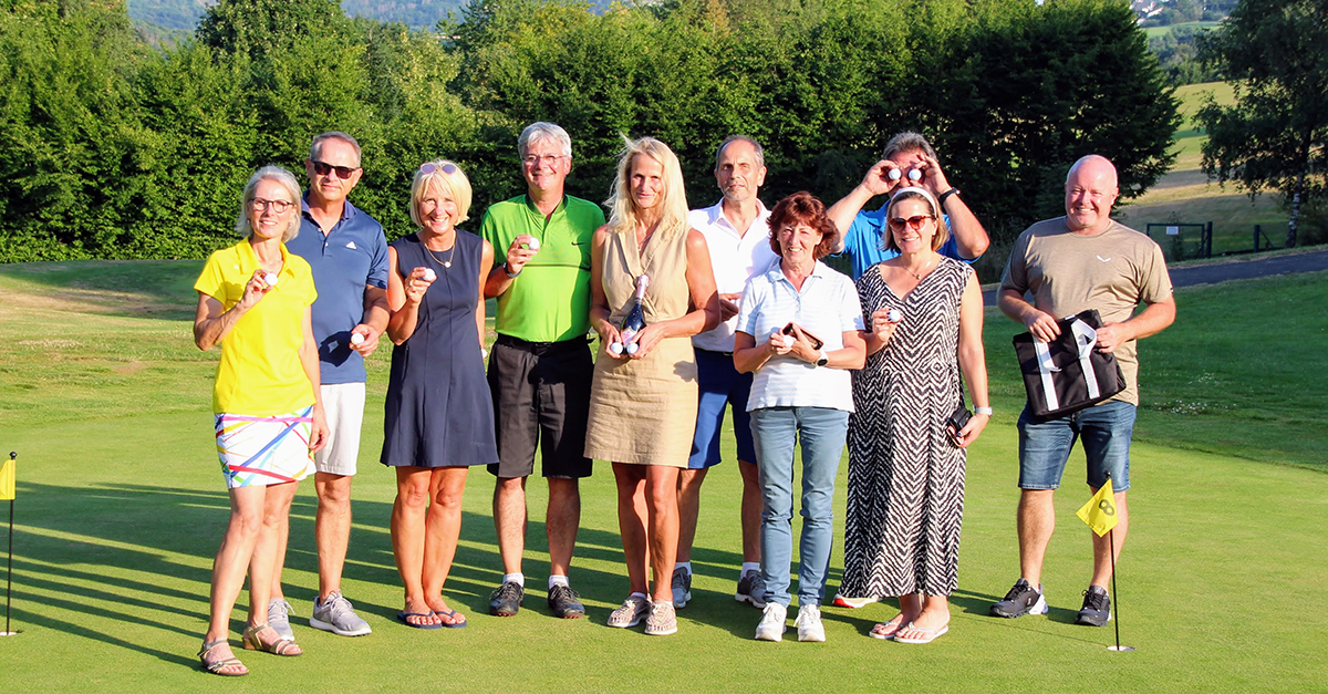 Die erfolgreichsten Golfer des Benefizturniers zugunsten der Kinderkrebshilfe im Golfclub Waldbrunnen. (Fotos: Golfclub Waldbrunnen)