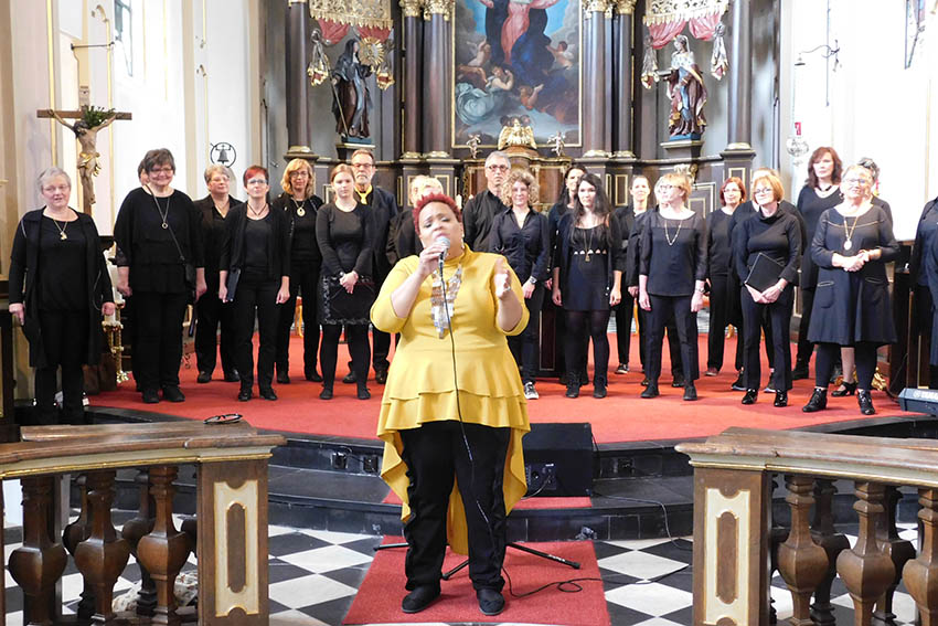 Gospelgesang eroberte Maria Himmelfahrt in Hachenburg