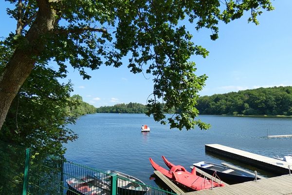 Blick auf den Freilinger Weiher.