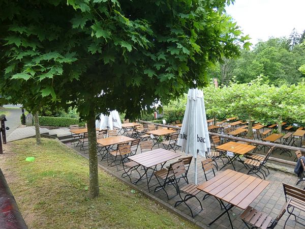 Biergarten vom Mariensttter Brauhaus.