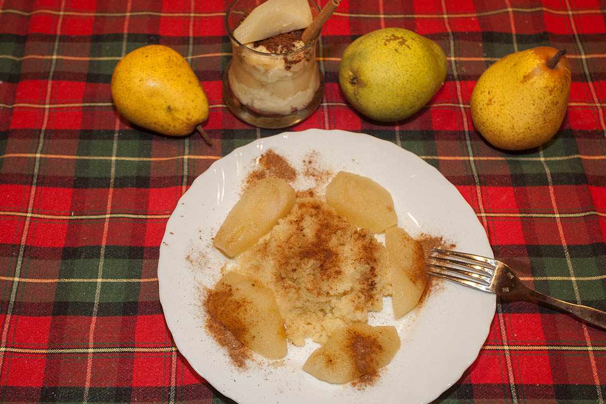 Grießbrei mit Birnenkompott - süßes Hauptgericht oder Dessert