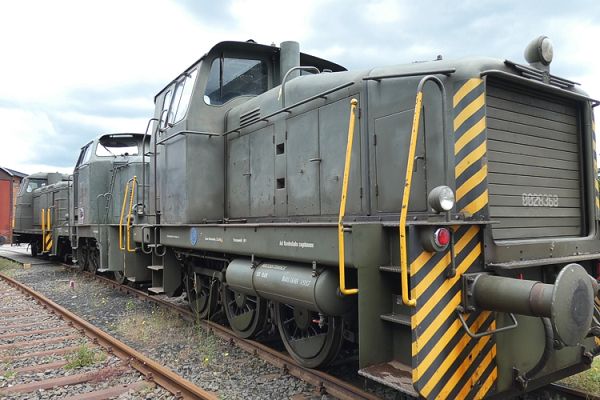 Dieselloks der Bundeswehr sind in Westerburg ausgestellt.