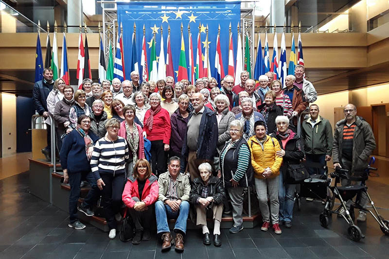 Bild zeigt die Reisegruppe im Europaparlament in Straburg. Foto: privat