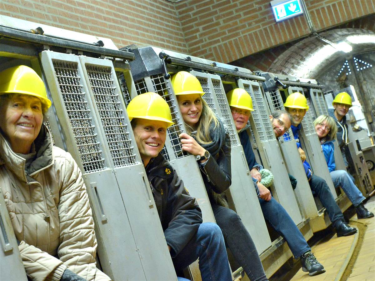 Bald kann man wieder mit der Grubenbahn in das Besucherbergwerk einfahren und ein abenteuerliches Bergbauerlebnis genieen. (Foto: Markus Dring/Verbandsgemeindeverwaltung Betzdorf-Gebhardshain)