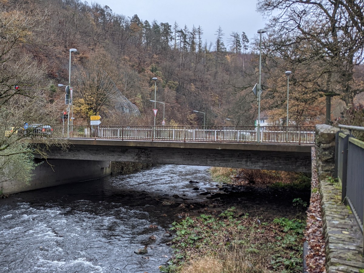 Die Hindenburgbrcke in Betzdorf soll umbenannt werden. (Foto: ddp)