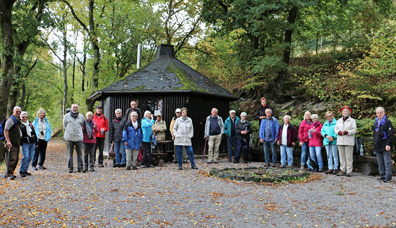 Evangelischer Verein wanderte auf dem Skulpturenweg Reckenthal