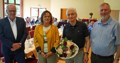 Zahlreiche Ehrungen wurden whrend des Autorentreffens vom Heimatverein des Kreises Altenkirchen vergeben. (Foto: Heimatverein) 