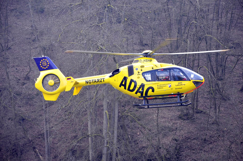 Unfall mit schwer verletzen Kradfahrern bei Oberhaid
