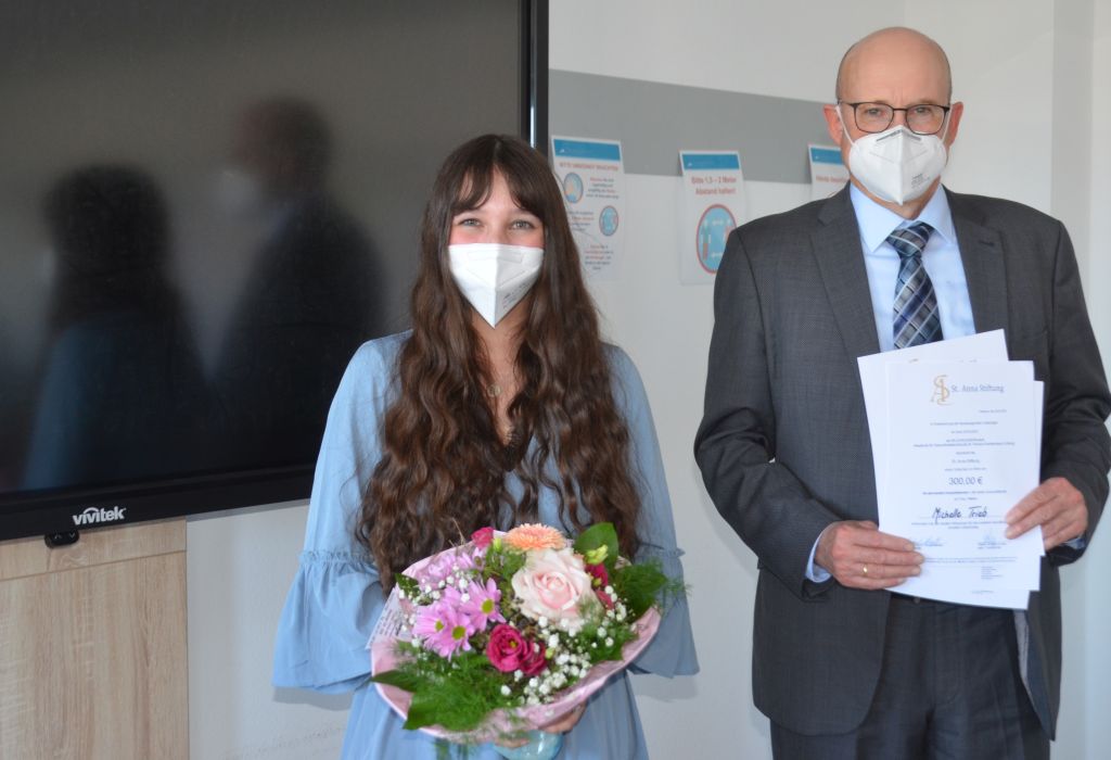 Sechs junge Menschen absolvierten Examen an der BILDUNGSWERKstadt