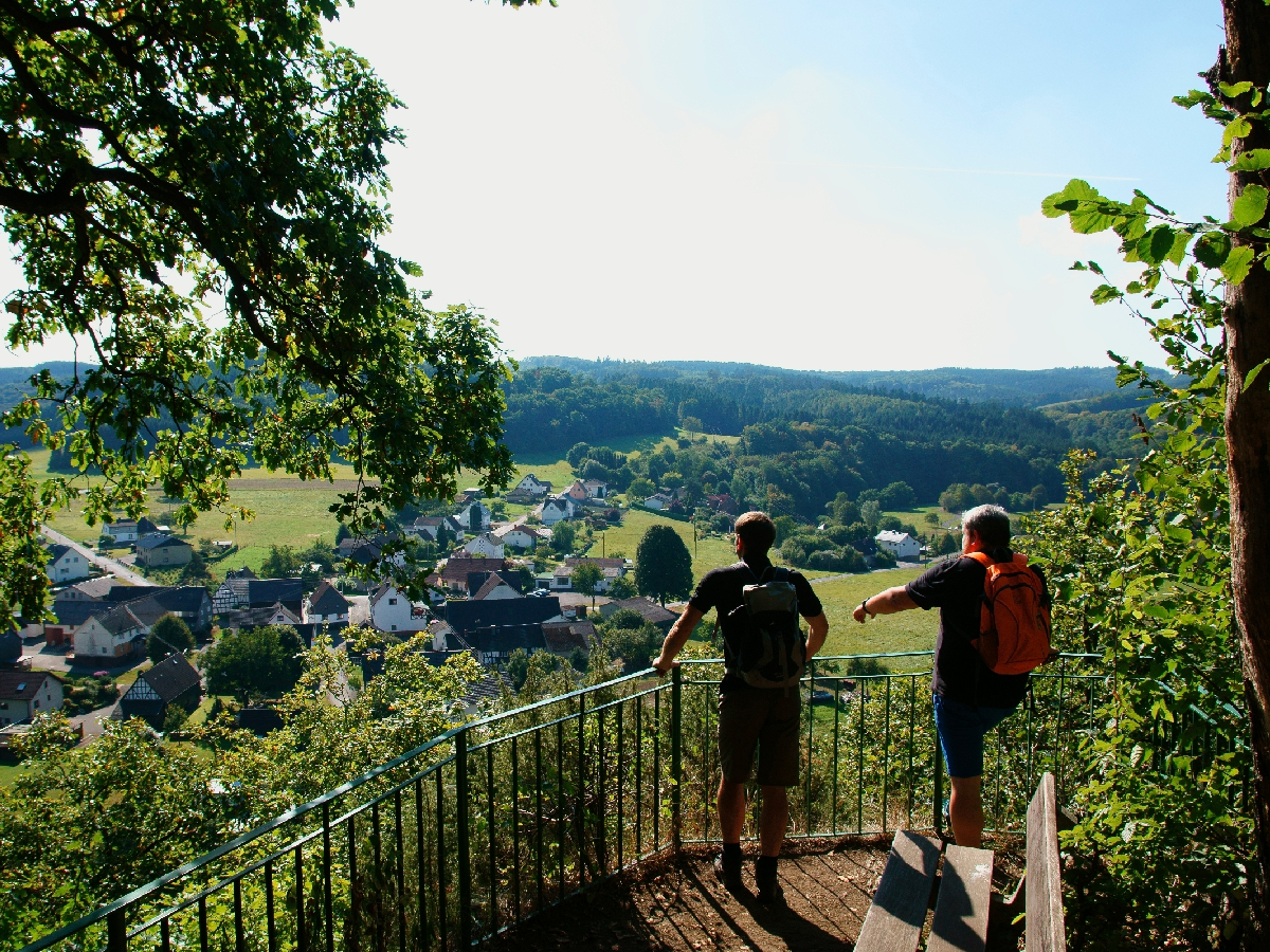Limbacher Runden feiern zehnj�hriges Jubil�um mit Wanderfest