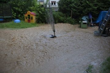 Kreisverwaltung koordiniert die Hilfe: Sammeladresse fr Untersttzungsangebote 