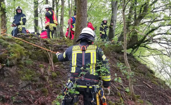 Wanderer gerettet: Feuerwehren bten am Steinerother Kopf