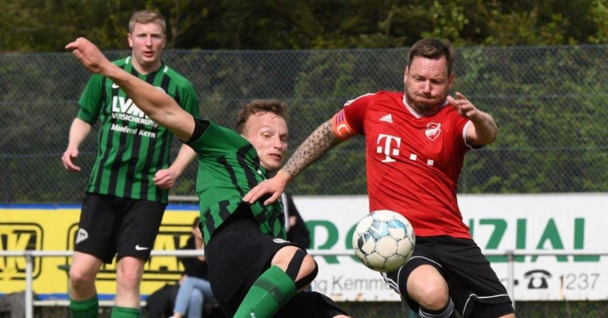 Eindrcke vom Spiel der ersten Mannschaft gegen Lautzert. (Fotos: balu)


SG Honigsessen/Katzwinkel

 