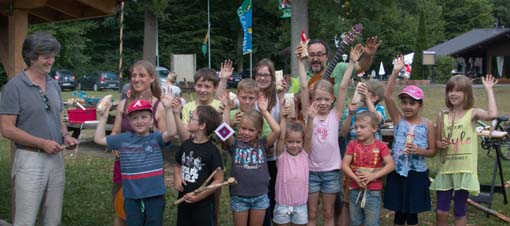 Spa hatte die Holzwerkstatt im Wald den Kindern aber auch den Werkstattleitern gemacht. Foto: pr