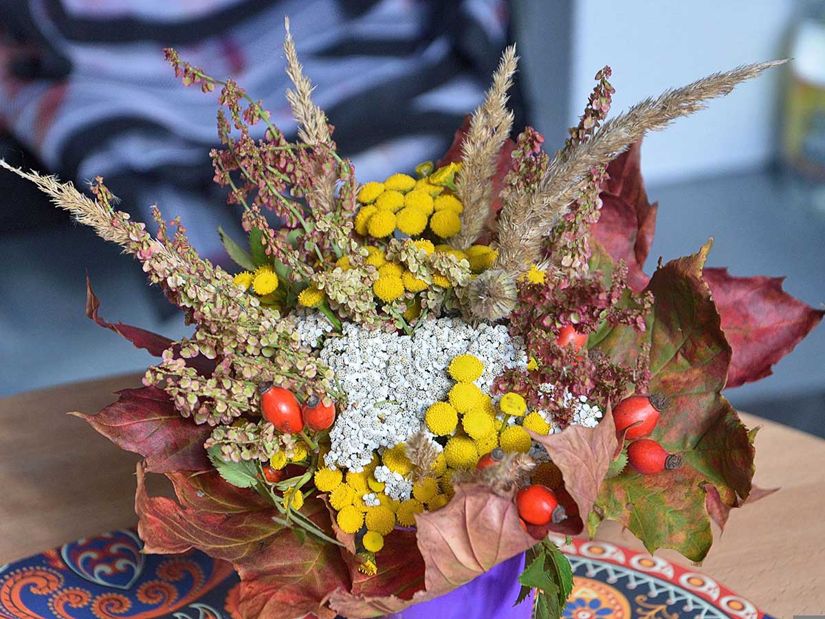 Herbstliche Kreativit�t auf dem Betzdorfer Wochenmarkt