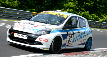 Das H&S-Racing Team aus Fluterschen bringt am Wochenende den Renault Clio RS3 au dem Nrburgring an den Start. (Foto: H&S-Racing Team)