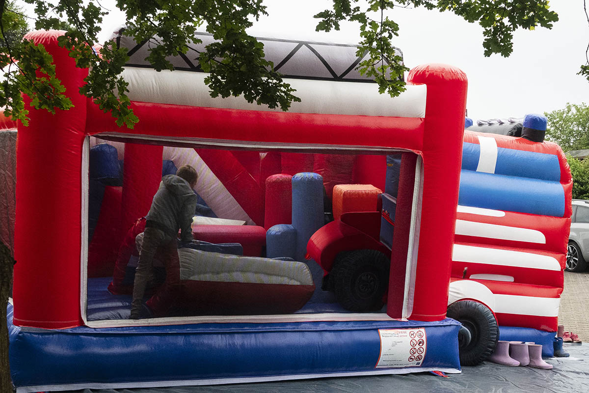 Kinderfest in Robach: Puppentheater und Spieleparcours locken Familien