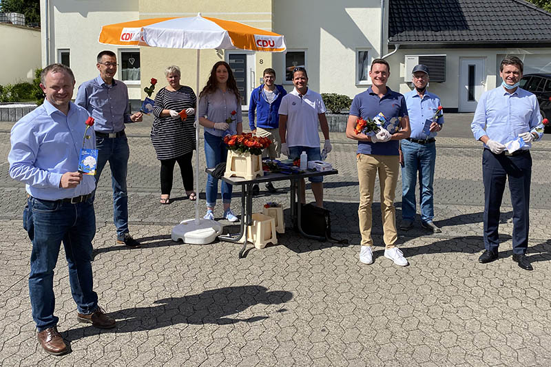 Von links: Jan Einig, Martin Hahn, Nina Gross, Jrdis Veldman, Matthias Grber, Michael Klein, Jrg Rder, Hans-Jrgen Klein, Christian Baldauf. Foto: CDU