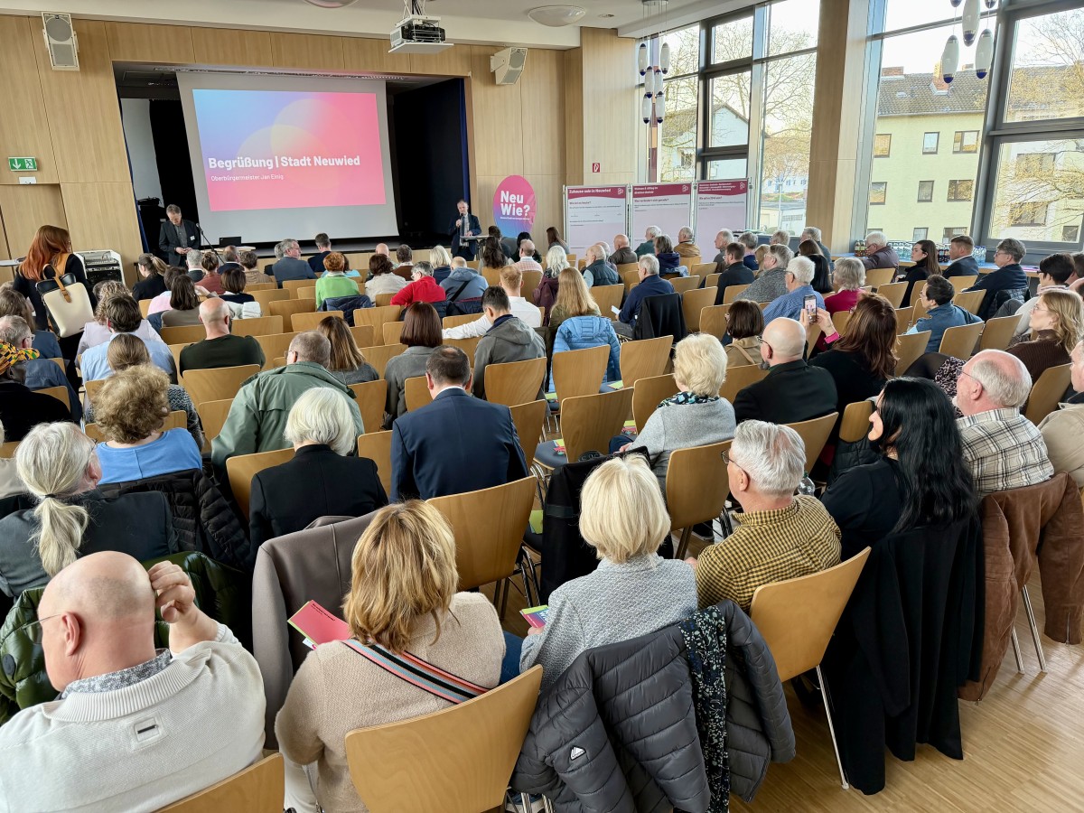 Auftaktveranstaltung  "NeuWie?"(Foto: Ulf Steffenfauseweh)