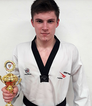 Raphael Jaschin aus Altenkirchen ist Deutscher Meister im Taekwondo