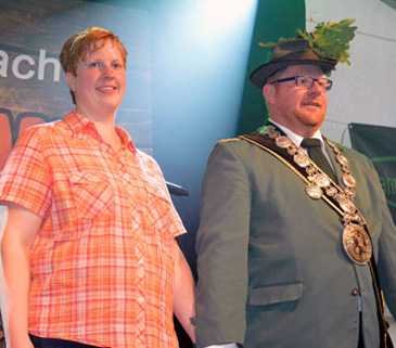 Knig Jens I. Gibhardt und Knigin Alexandra freuen sich auf den Festumzug. Foto: kk/Archiv