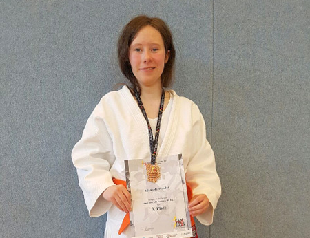 Der Budo-Sport Herdorf e. V. berichtet von der Teilnahme seiner Aktiven Michaela Wendel an der westdeutschen Ju-Jutsu Gruppenmeisterschaft in Gelsenkirchen. (Foto: Verein)