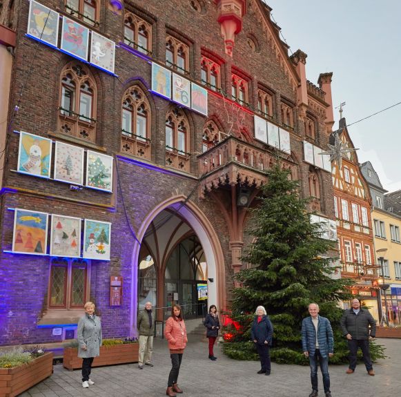 Von links: Rosemarie und Rudi Paffhausen, Petra Jonas Mller, Judith Haberstock und Heidi Weber vom Brgerverein sowie Josef Schller (Citymanager) und Oliver Krmer (Kultur in Montabaur). Auf dem Foto fehlen Rainer Weber, Karla Thiede und Sarah Mller (Brgerverein). Foto: privat