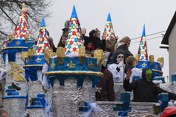 Jugendschutz an Karneval