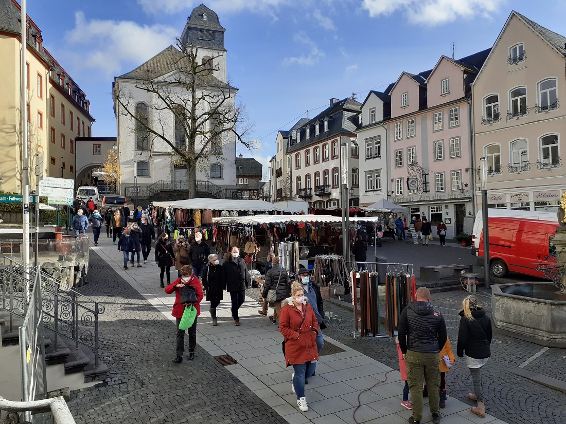 Der alte Markt mit deutlich weniger Stnden. (Foto: Thomas Sonnenschein)