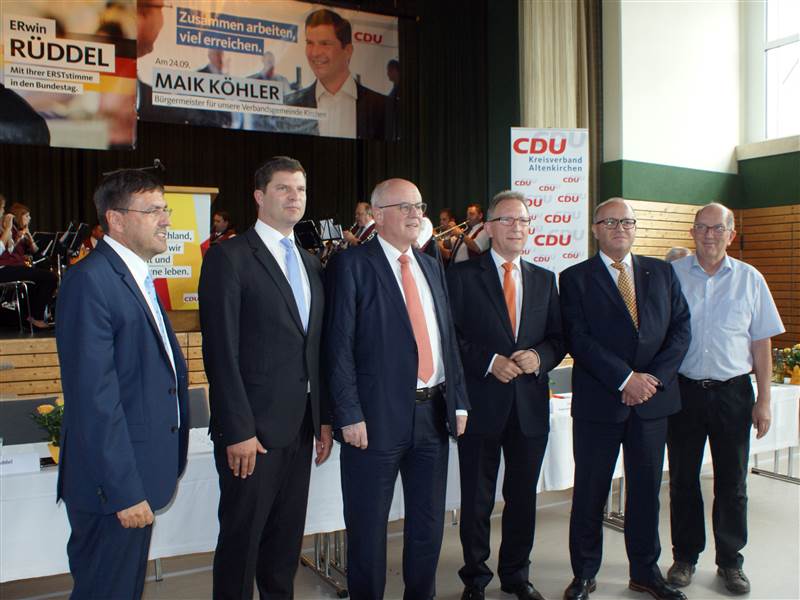 Als Hauptredner konnte die Kreis-CDU Volker Kauder gewinnen, den Fraktionsvorsitzenden der Union im Bundestag. Foto: ddp 