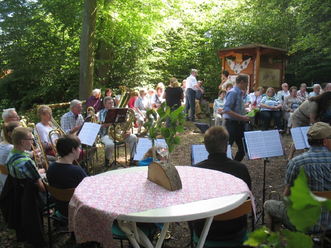 "Kirche im Grnen" der Evangelischen Kirchengemeinde Puderbach