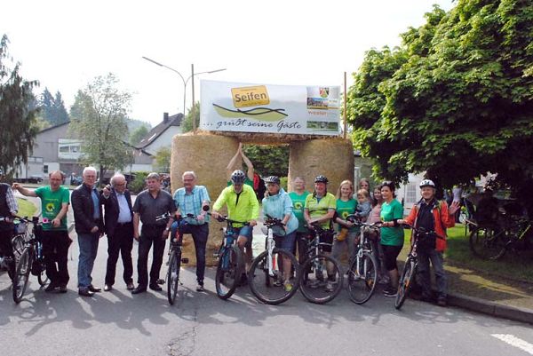 Autofreier Sonntag lockte tausende ins Wiedtal